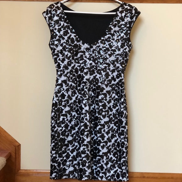 Guess Dress - Picture 3 of 3